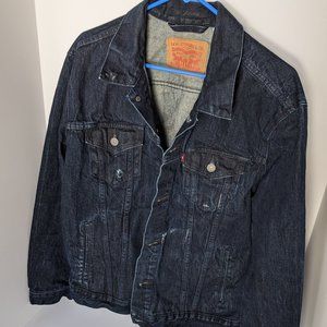Levi's classic denim trucker jacket